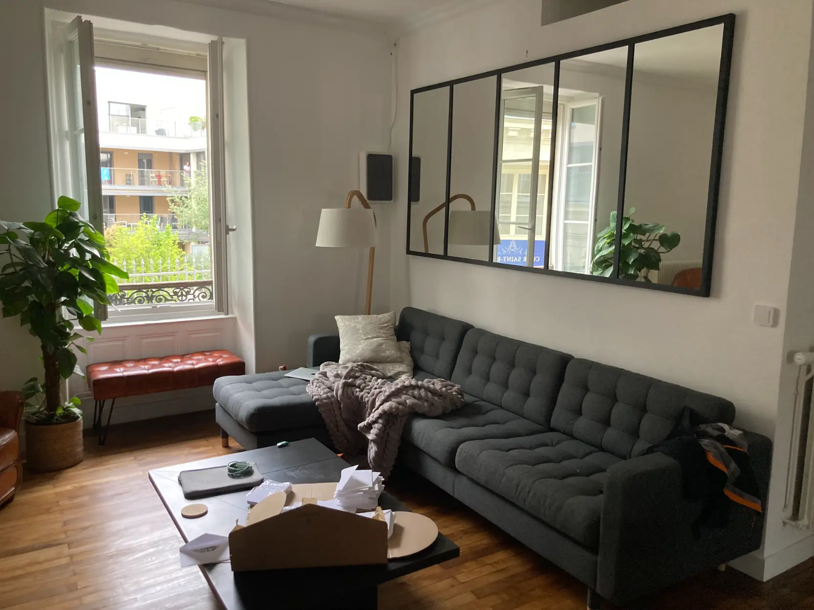 Création miroir xxl en métal